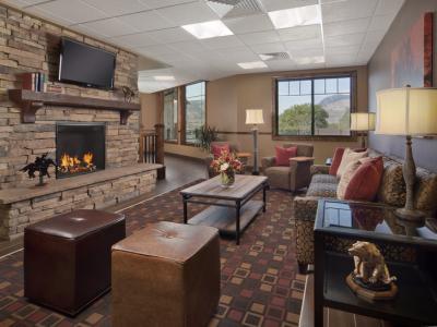 Western Premier Ivy & Hotel